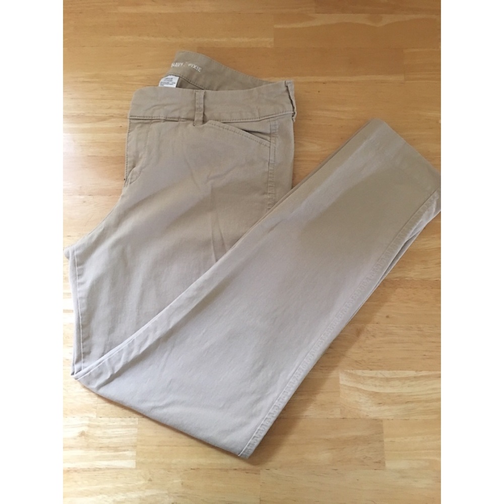 FREE W/ PURCHASE - EUC Old Navy Pants
